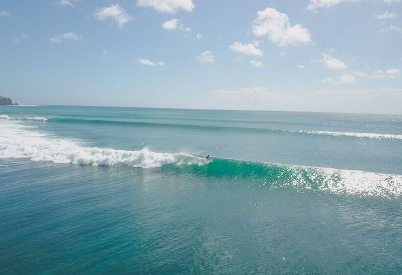 ホテル Rock'n Reef