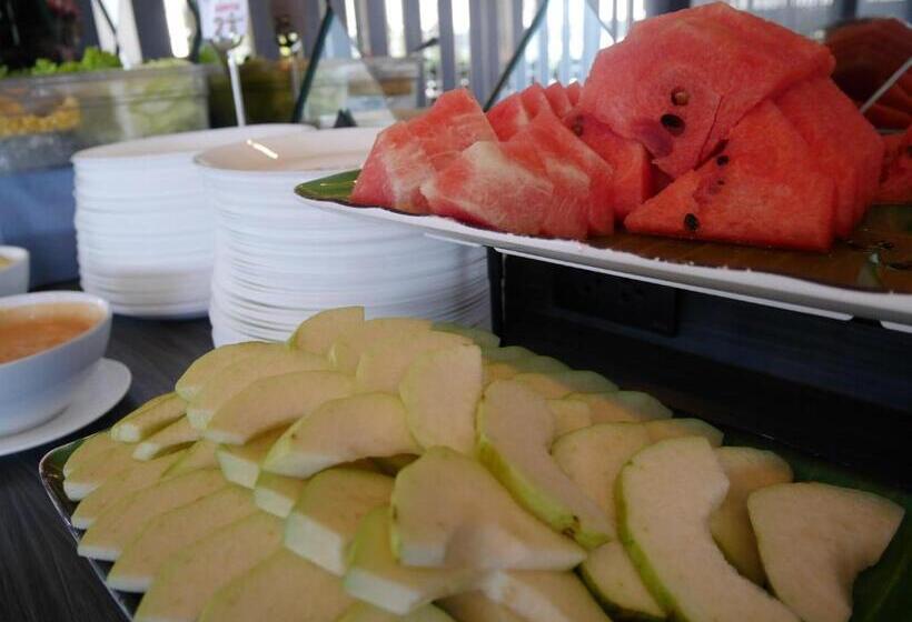 فندق Som O House