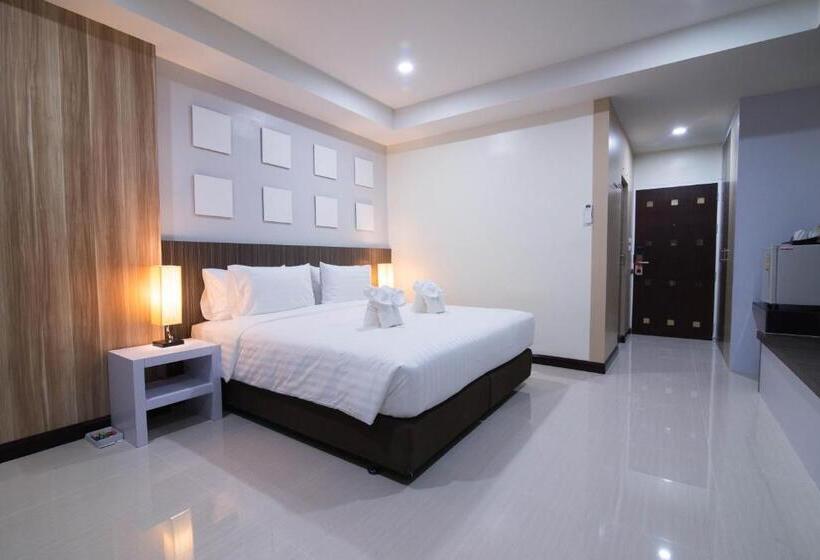 فندق Som O House