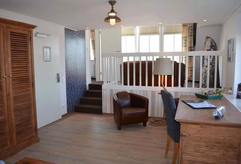 Bernstein Hotel Bootshaus