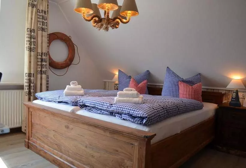 Bernstein Hotel Bootshaus