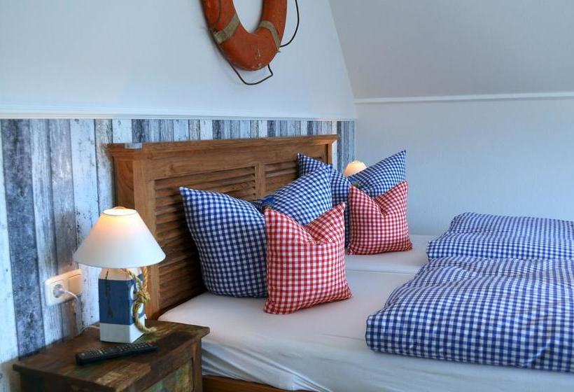 Bernstein Hotel Bootshaus