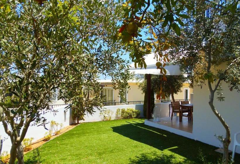 Light & Blue Ayios Elias Private Bungalows