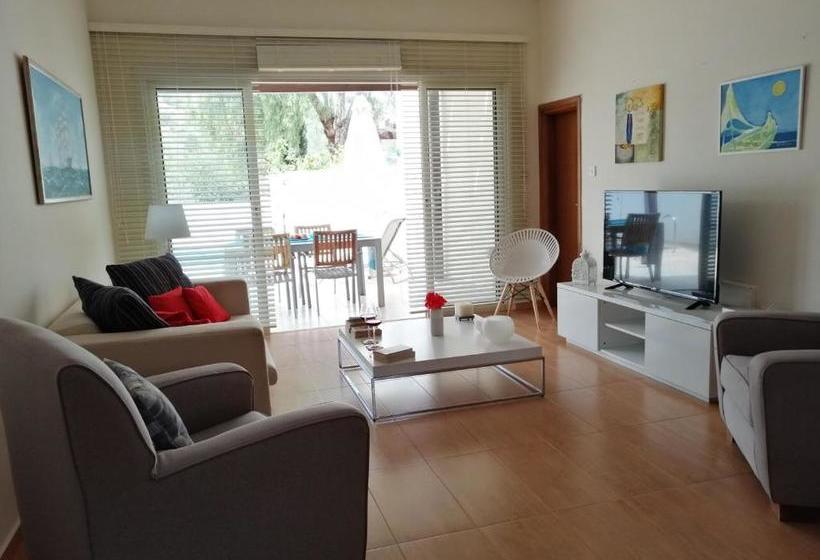 Light & Blue Ayios Elias Private Bungalows