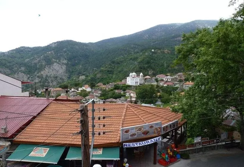 Mountain Rose Hotel & Restaurant
