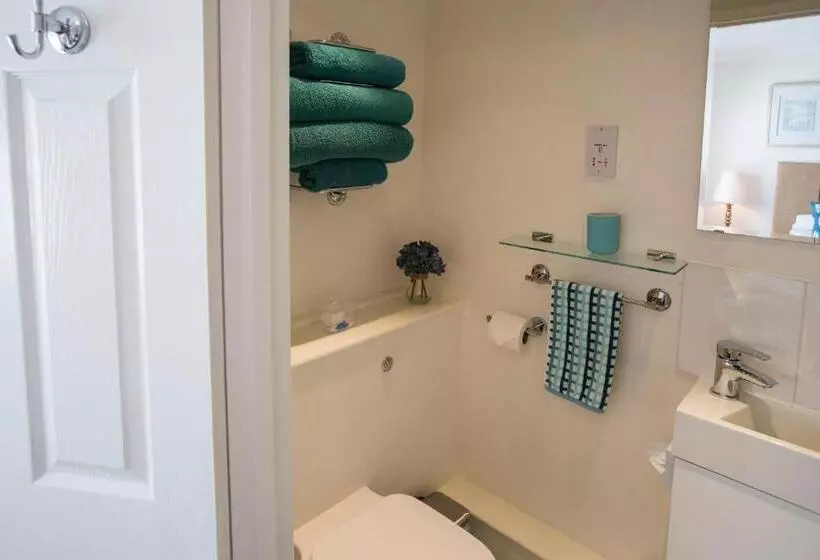 Skies Call Bed & Breakfast