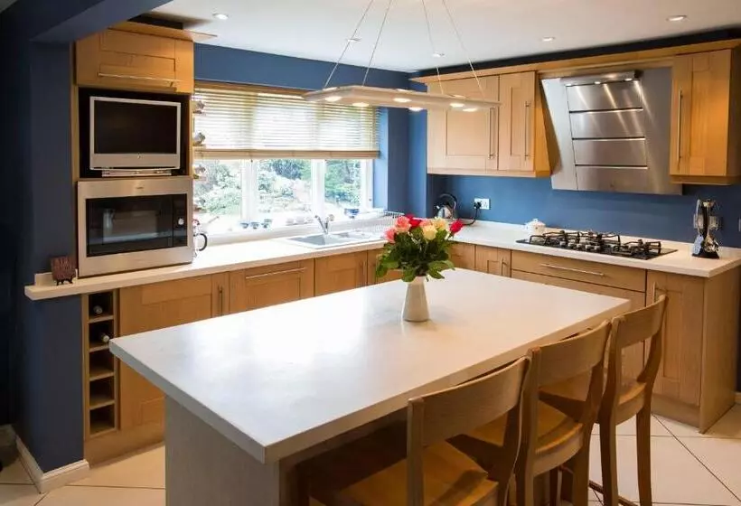 Skies Call Bed & Breakfast