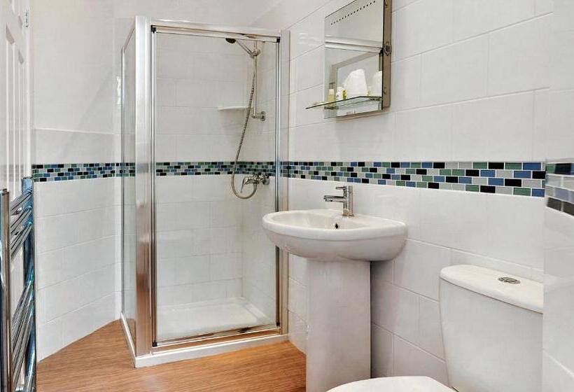 Bed and Breakfast Cavendish Central Bournemouth