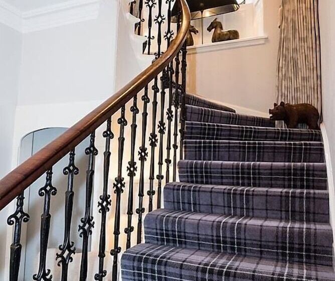 Bed and Breakfast Glenshieling House