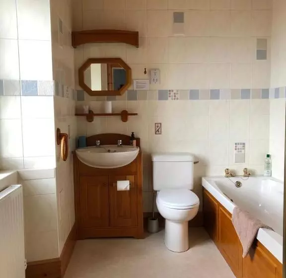 تختخواب و صبحانه Haus Alba