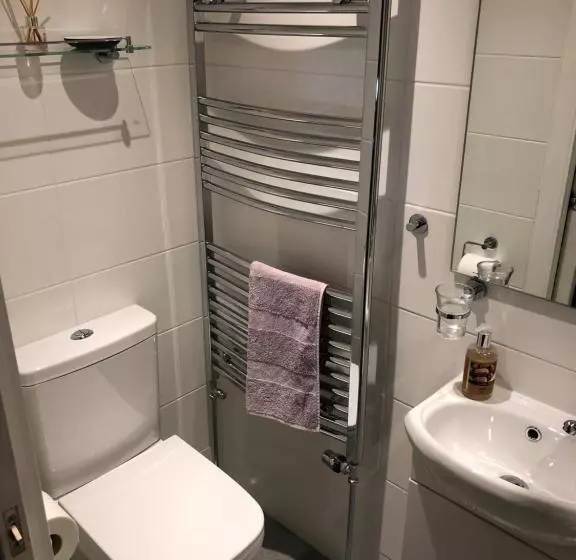 تختخواب و صبحانه Haus Alba