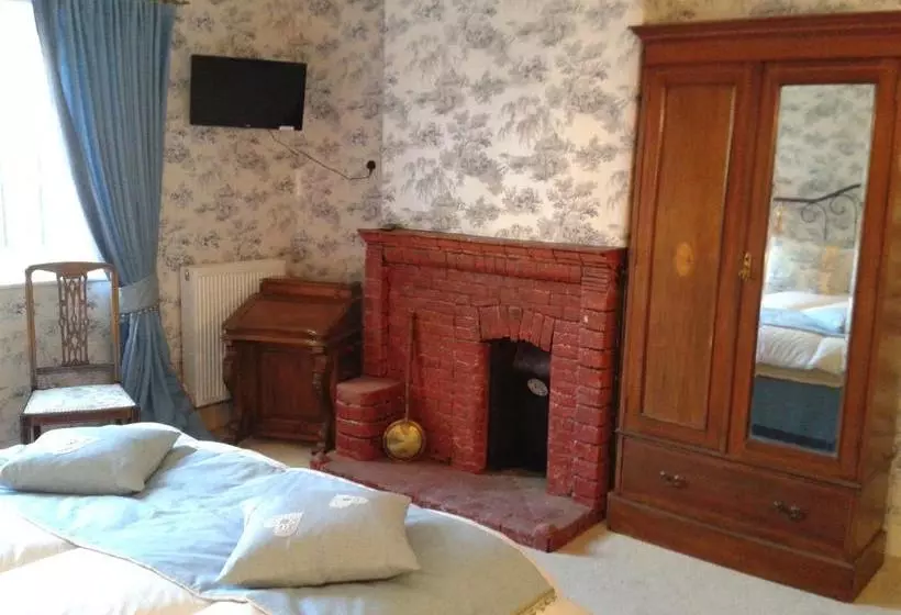 Aamiaismajoitus (B&B) Keats Cottage