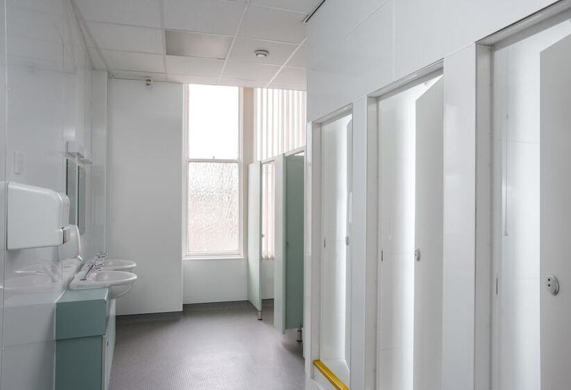 Aamiaismajoitus (B&B) Mcintosh Hall Campus Accommodation