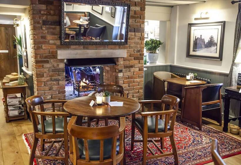 住宿加早餐  The Bell Alderminster