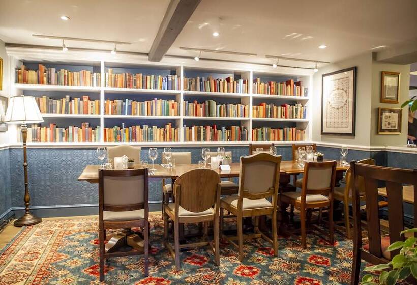 住宿加早餐  The Bell Alderminster