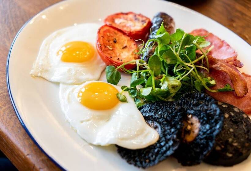 住宿加早餐  The Bell Alderminster