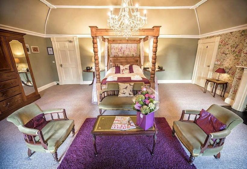 住宿加早餐  The Elm Tree