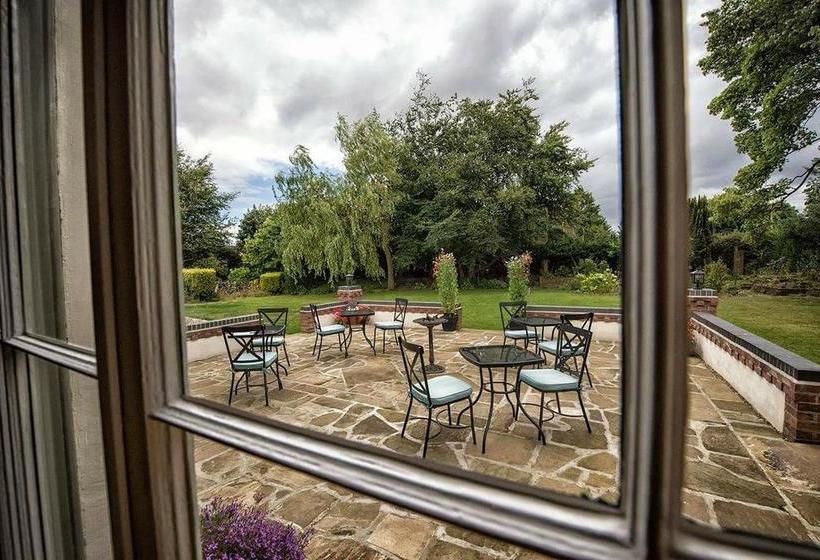 住宿加早餐  The Elm Tree