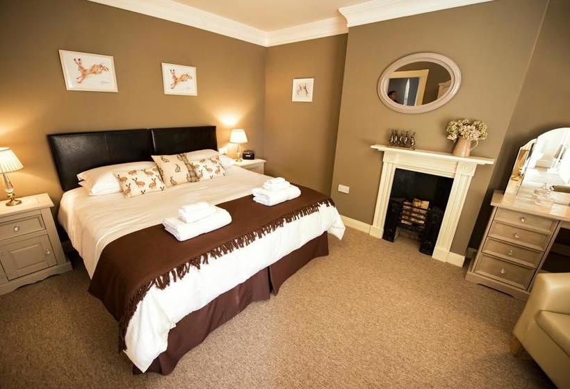 住宿加早餐  The Elm Tree