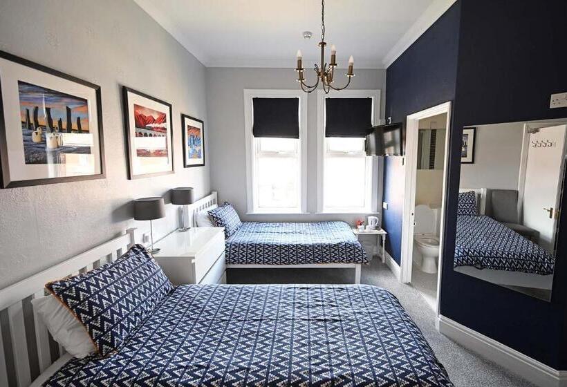 مبيت وإفطار The Hathaways