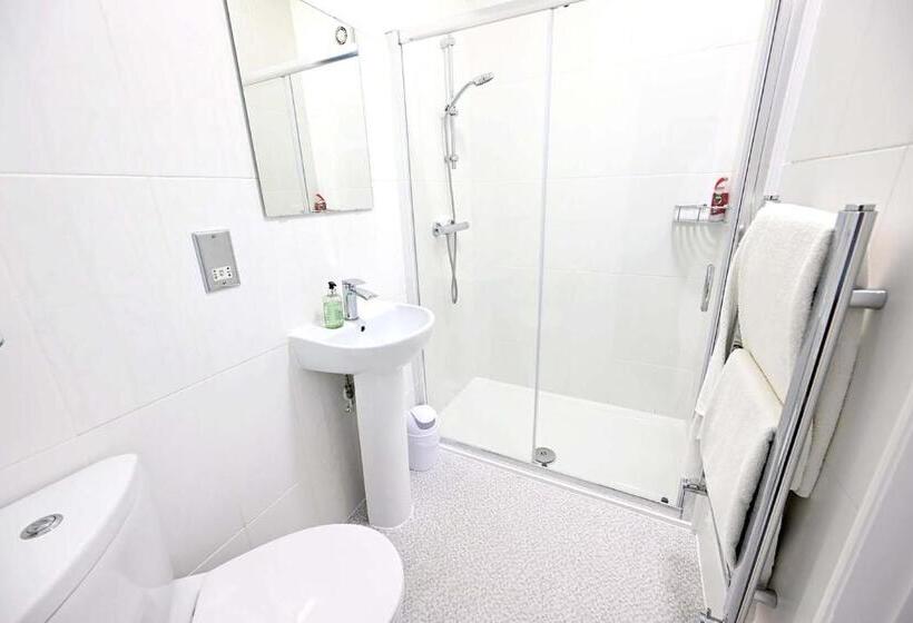 مبيت وإفطار The Hathaways