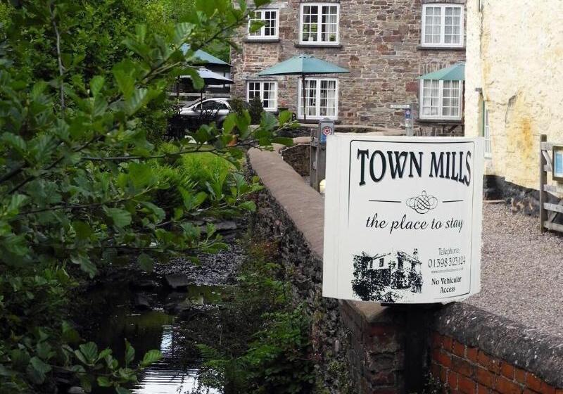 مبيت وإفطار Town Mills