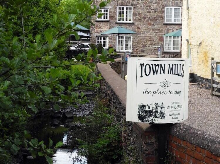 مبيت وإفطار Town Mills