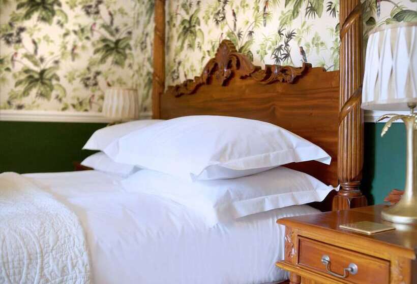 ベッドアンドブレックファースト West Layton Manor