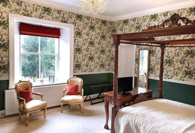 ベッドアンドブレックファースト West Layton Manor