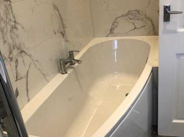 Bed and Breakfast Circles Guest House