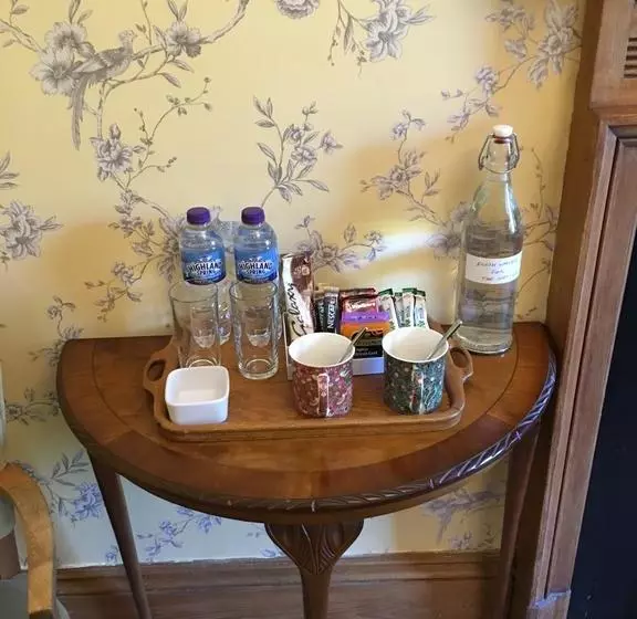 Conval House Bed And Breakfast