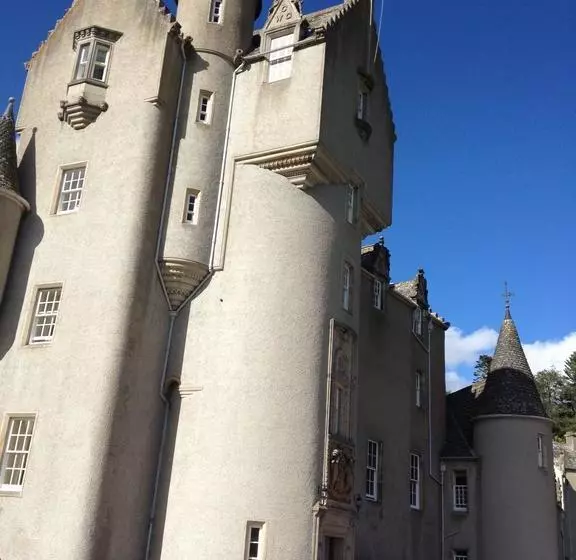 Conval House Bed And Breakfast