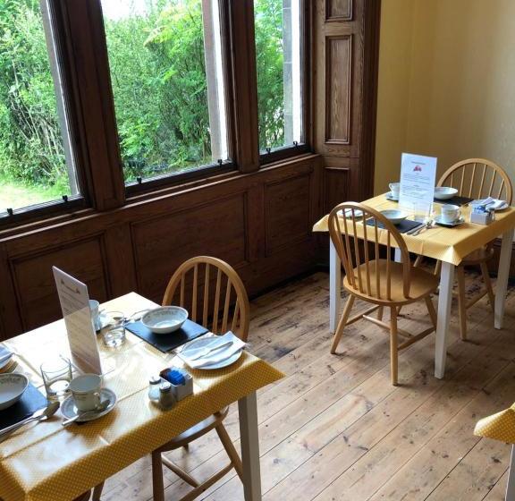 Conval House Bed And Breakfast