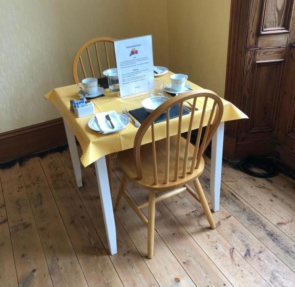 Conval House Bed And Breakfast