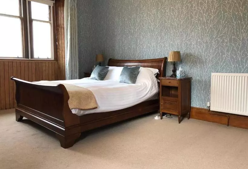 Conval House Bed And Breakfast