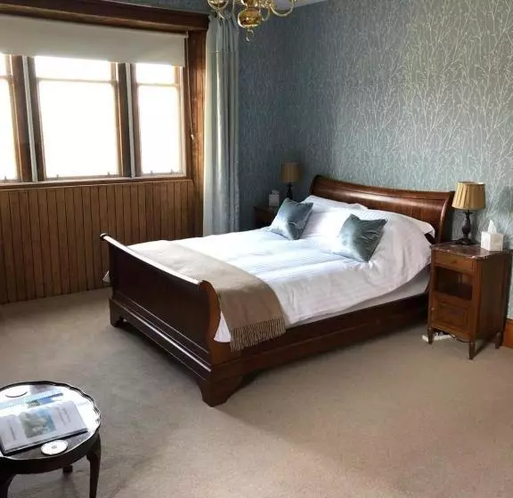 Conval House Bed And Breakfast