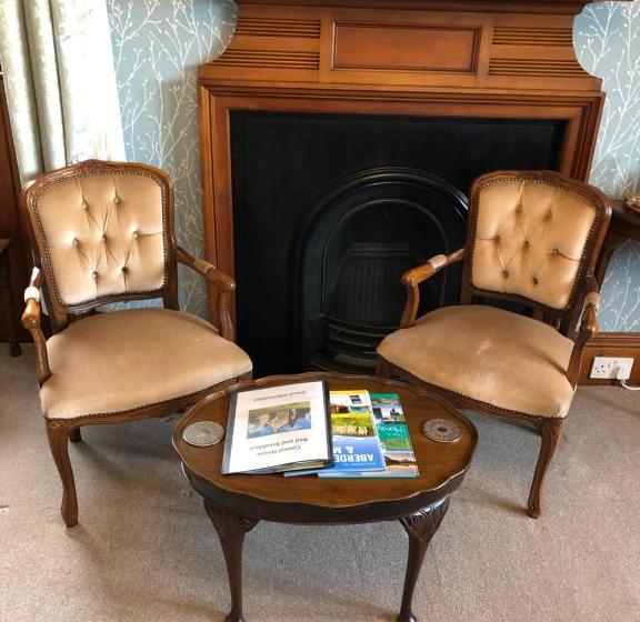 Conval House Bed And Breakfast