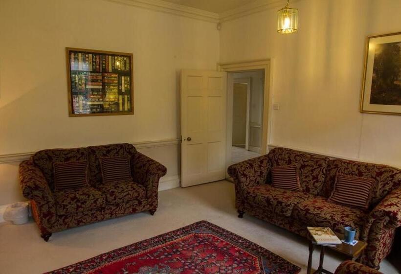 East Pallant Bed And Breakfast, Chichester Holiday Properties