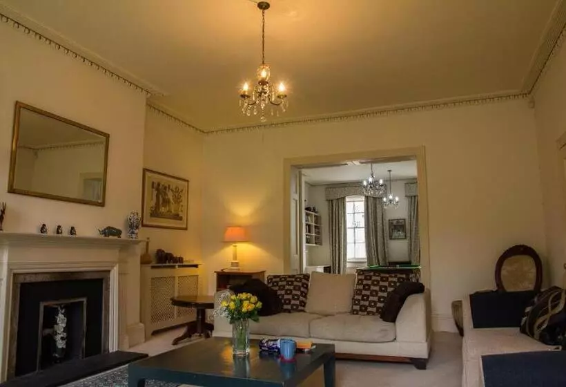 East Pallant Bed And Breakfast, Chichester Holiday Properties