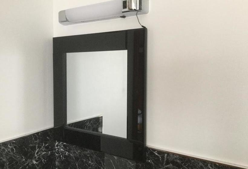 בית מלון כפרי The Golf