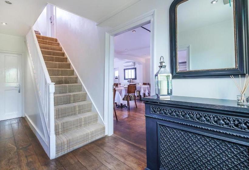 Отель The Kilns