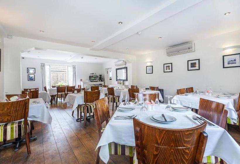 Отель The Kilns