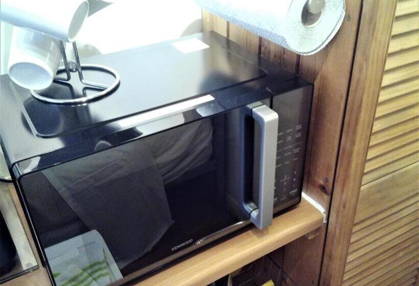 Mike & Carolyn Ball B&b