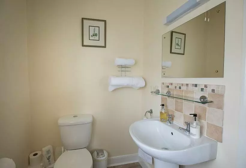 Pear Tree House B&b