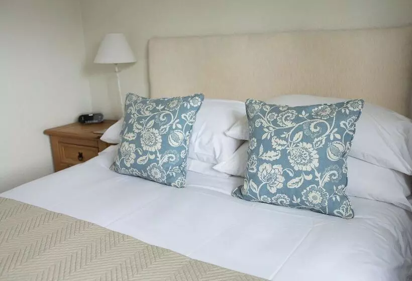 Pear Tree House B&b