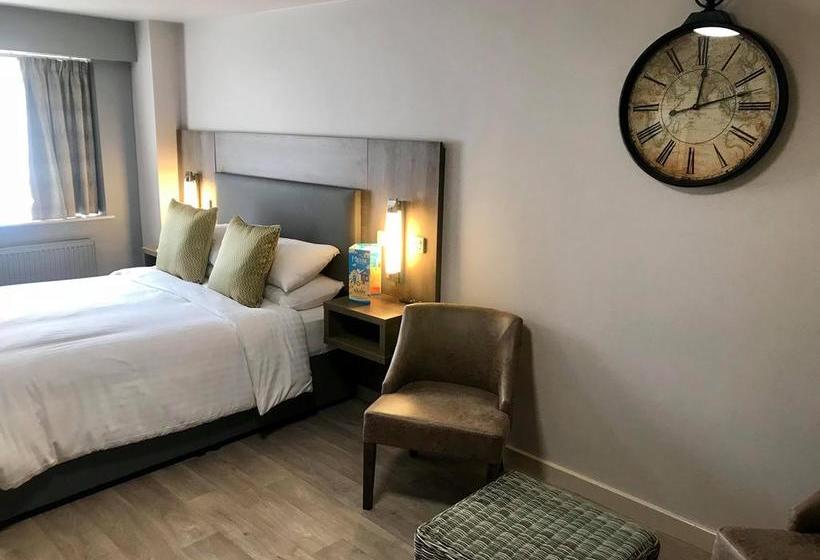 The Anchor Hotel & Bars