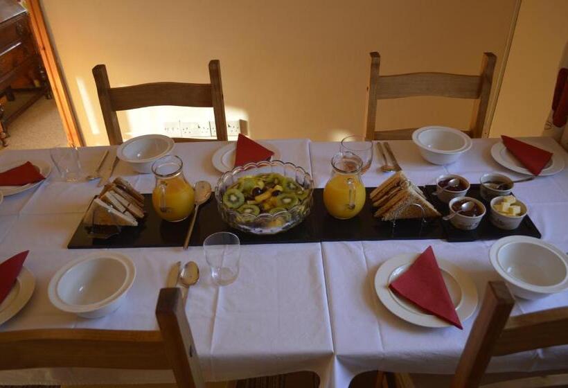 Troedyrhiw Bed & Breakfast