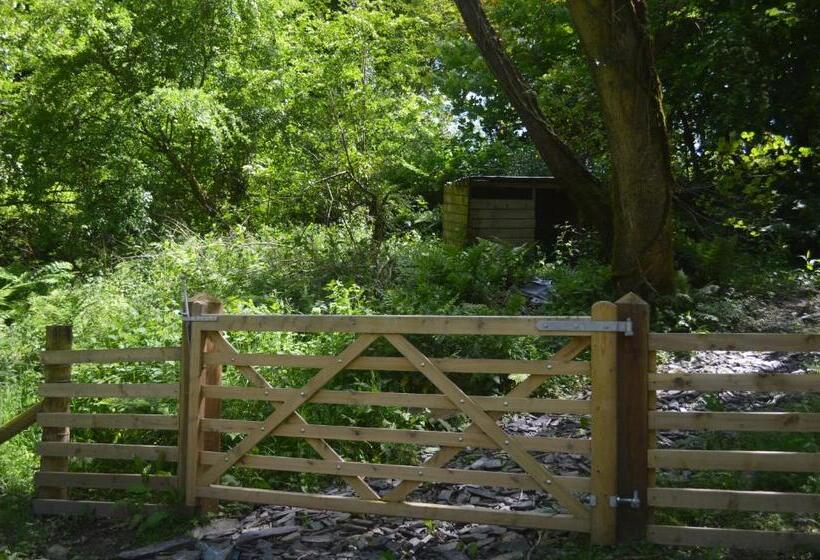 Troedyrhiw Bed & Breakfast