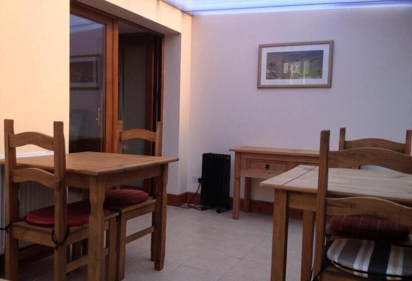 Bed And Breakfast At 4