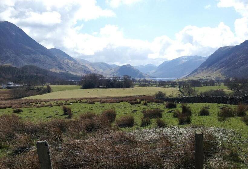 مبيت وإفطار Bluestones